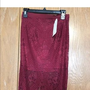 Band of Gypsies Women's red lace skirt, size S